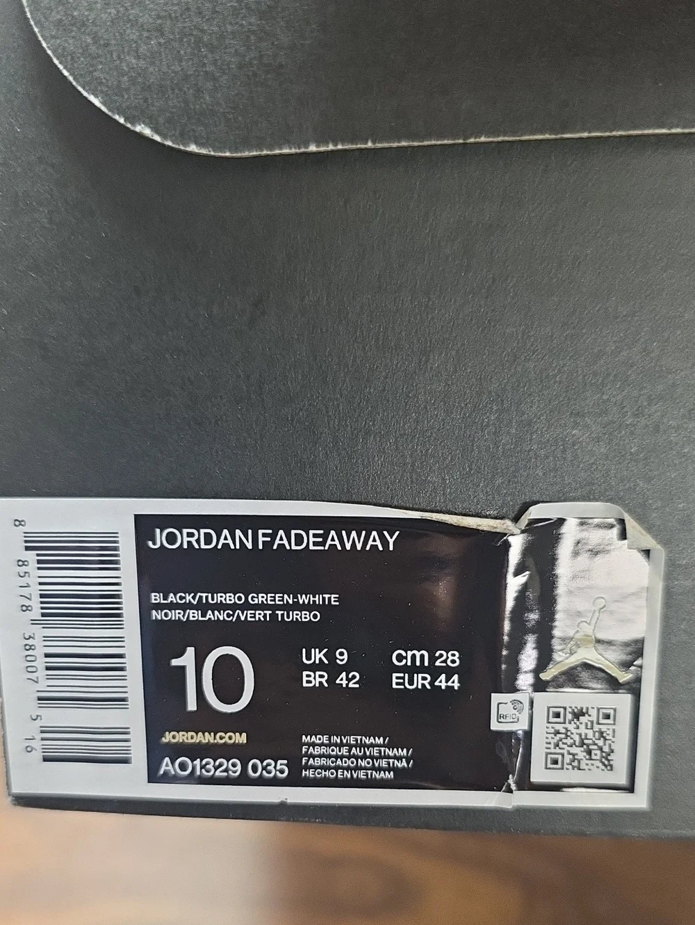 Jordan Fadeaway Mid Black/White/Grape Men's 10/Women's 11.5 AO1329-035 New